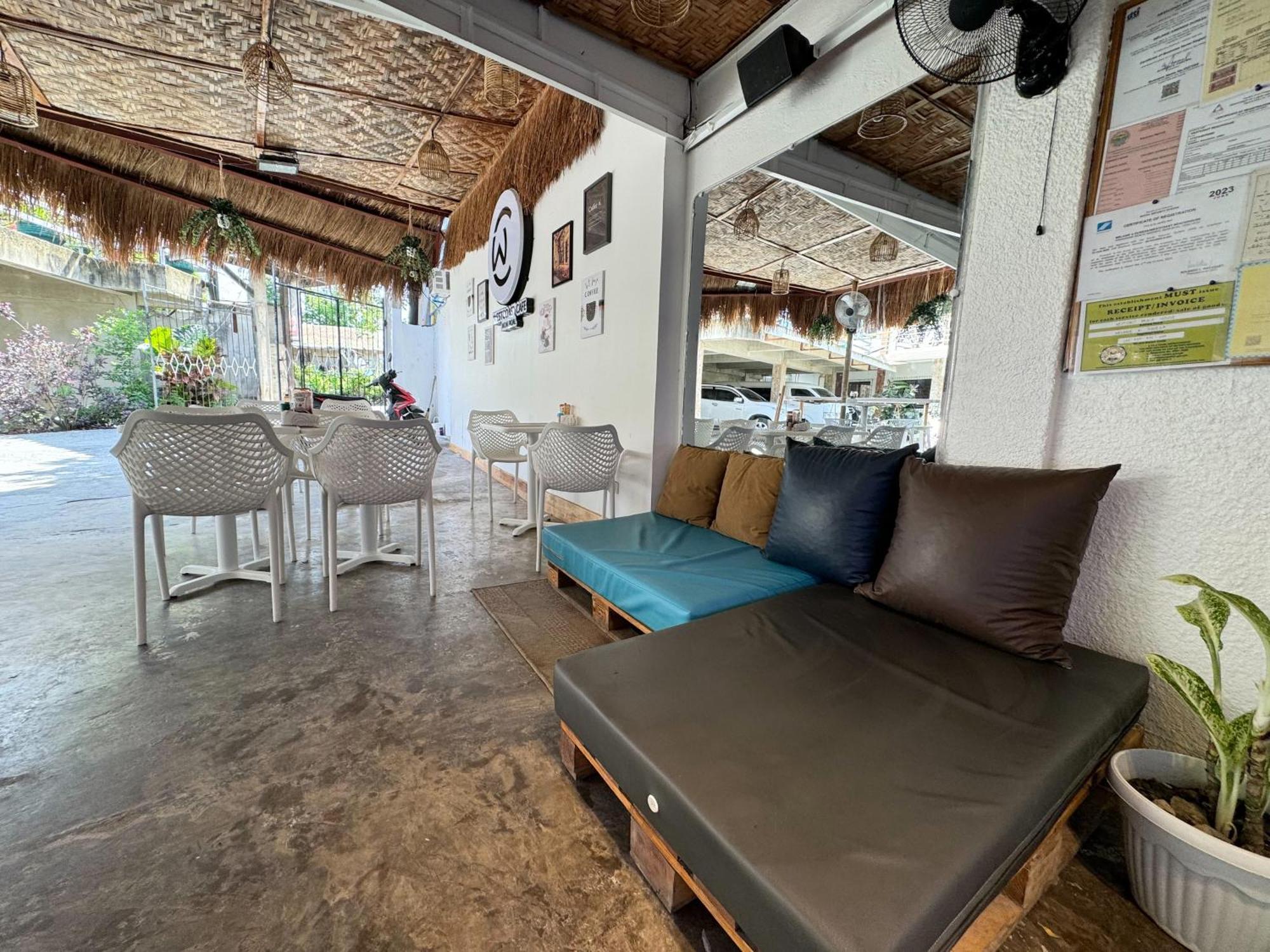 West Coast Beach House Cebu Stadt Exterior foto